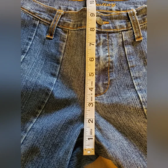 Destiny Loose Flare Cropped Jeans 7/8 - Picture 8 of 8